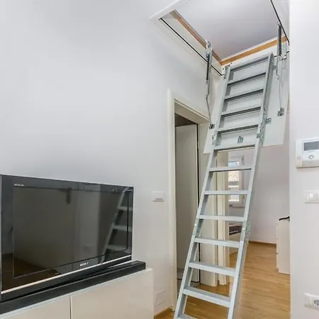 Paradiso With Sea View Apartment Karigador